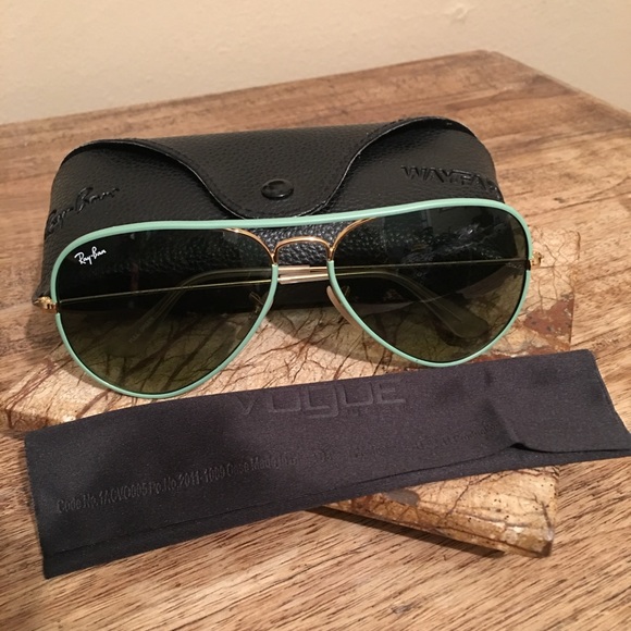 NEW RAYBAN SUNGLASSES - Picture 4 of 5
